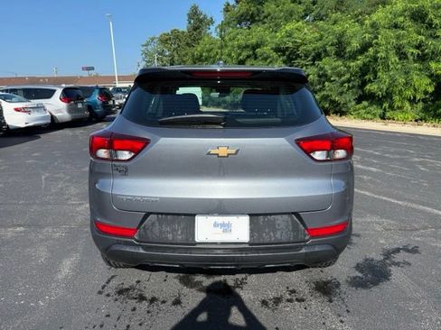 Used 2021 Chevrolet TrailBlazer LS FWD image 6