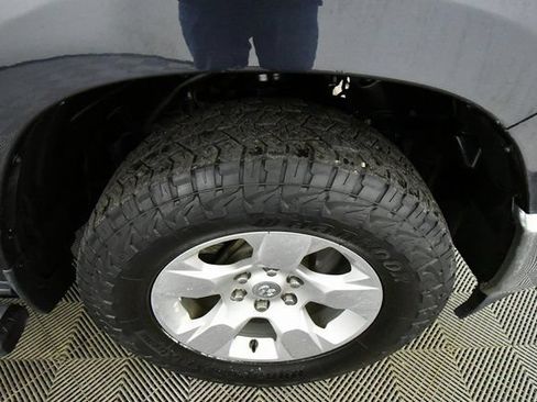 Used 2021 RAM 1500 Big Horn AWD/4WD image 17