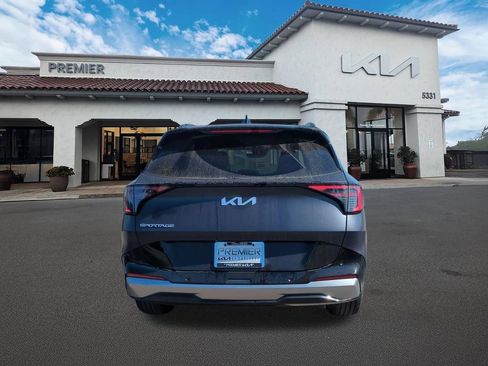 New 2026 Kia Sportage SX FWD image 7