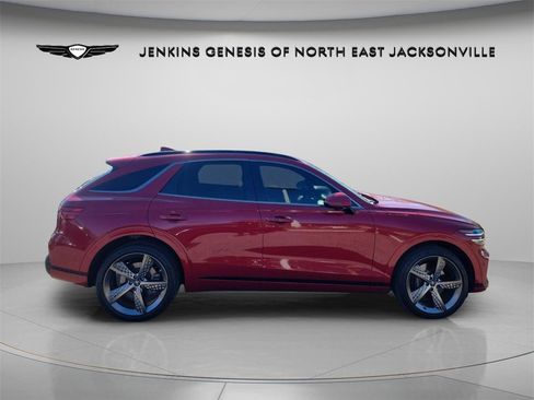 Used 2022 Genesis GV70 3.5T Sport w/ Sport Prestige Package image 4