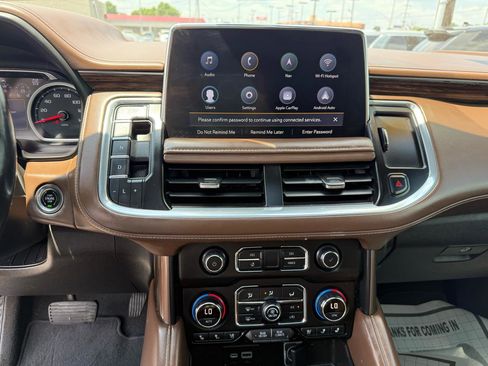 Used 2021 Chevrolet Suburban High Country w/ Premium Package AWD/4WD image 24