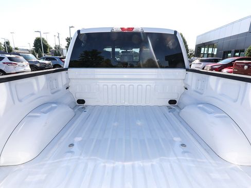 Used 2019 Ford F150 XLT w/ Equipment Group 302A Luxury AWD/4WD image 6