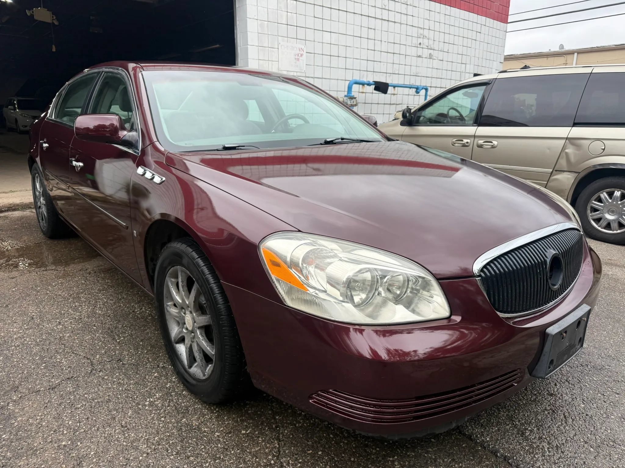 Used 2007 Buick Lucerne CXL w/ Driver Confidence Package FWD image 3