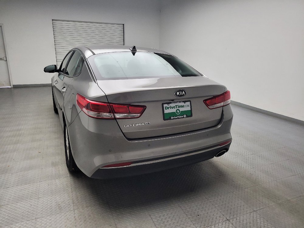 Used 2016 Kia Optima LX w/ LX Convenience Package FWD image 6