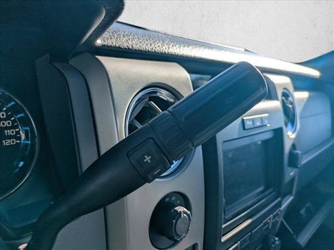 Used 2011 Ford F150 XLT w/ XLT Chrome Pkg AWD/4WD image 10