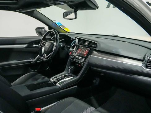 Used 2019 Honda Civic EX image 18