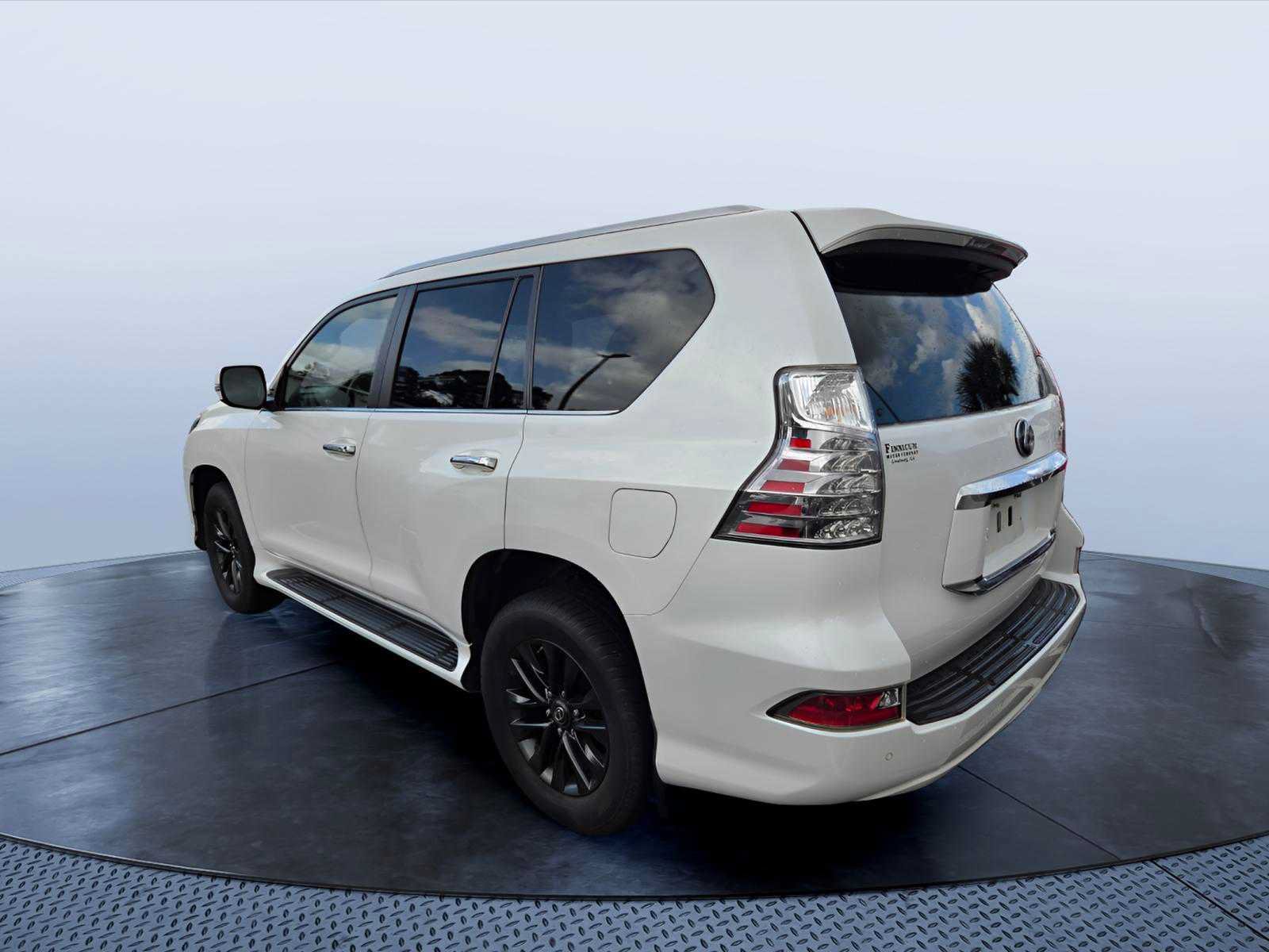 Used 2020 Lexus GX 460 Premium w/ Premium Package AWD/4WD image 3