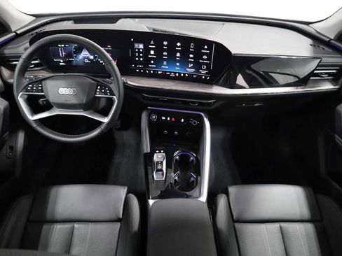 Certified 2025 Audi Q5 Premium w/ Premium Plus AWD/4WD image 24