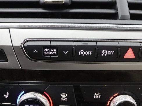 Used 2017 Audi Q7 2.0T Premium Plus image 31