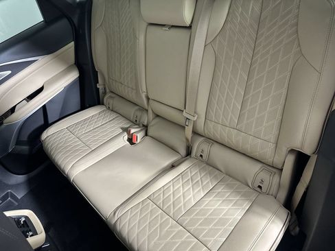 Used 2026 Cadillac Lyriq Signature Luxury w/ Nappa Leather Package RWD image 28