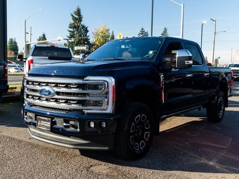 Used 2024 Ford F350 Platinum image 3