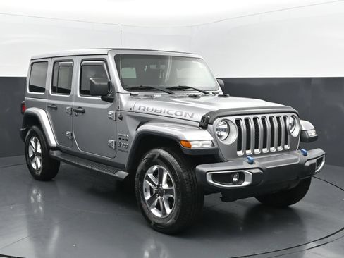 Used 2020 Jeep Wrangler Unlimited Sahara AWD/4WD image 7