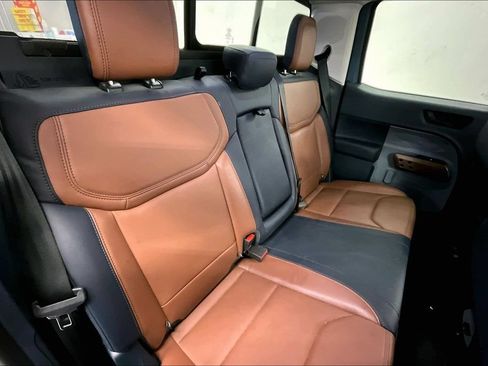 Used 2023 Ford Maverick Lariat w/ Lariat Luxury Package AWD/4WD image 23