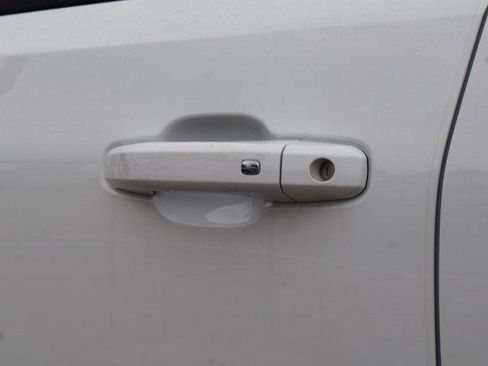 New 2026 GMC Canyon AT4 image 19