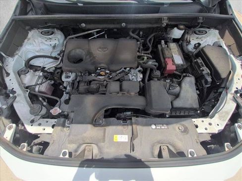 Used 2023 Toyota RAV4 LE FWD image 20