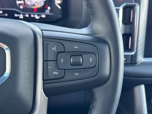 Used 2024 GMC Yukon XL Denali AWD/4WD image 29