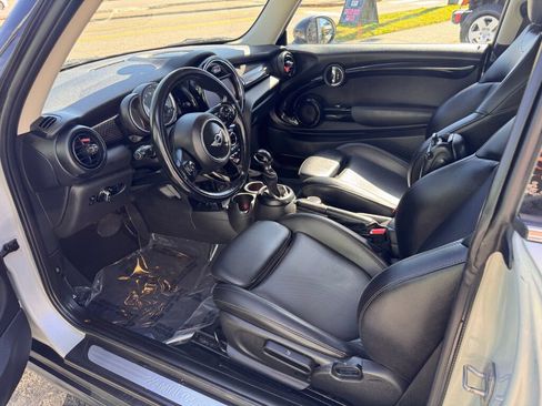 Used 2018 MINI Cooper S FWD image 16