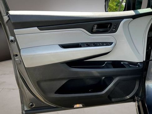 Used 2023 Honda Odyssey EX-L image 20