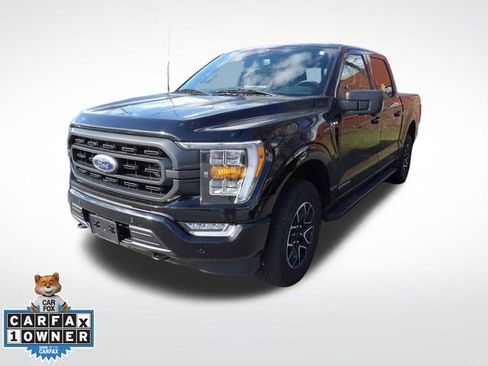 Certified 2021 Ford F150 XLT w/ Equipment Group 302A High image 9
