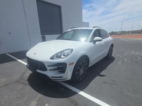 Used 2017 Porsche Macan Turbo AWD/4WD image 11