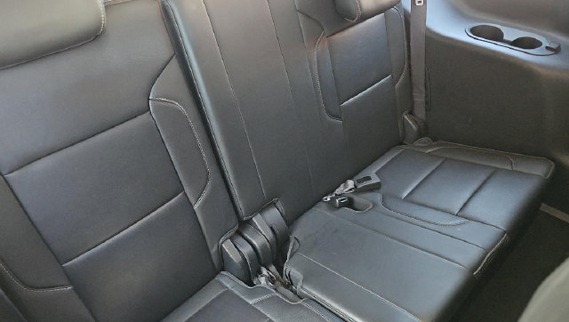 Used 2017 GMC Yukon Denali AWD/4WD image 13