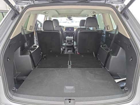 Certified 2025 Volkswagen Atlas SE AWD/4WD image 13