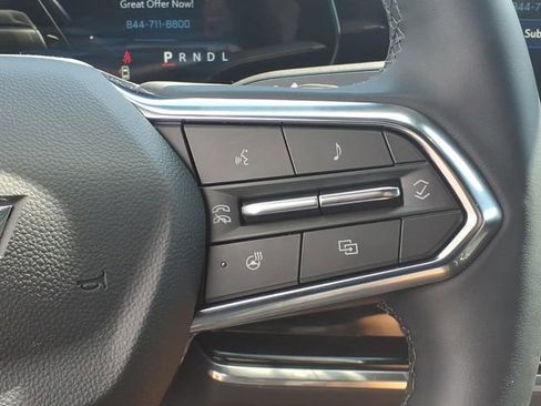 Used 2025 Chevrolet Equinox LT w/ Safety and Technology Package FWD image 14