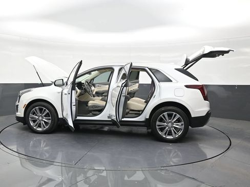Used 2024 Cadillac XT5 Premium Luxury AWD/4WD image 30