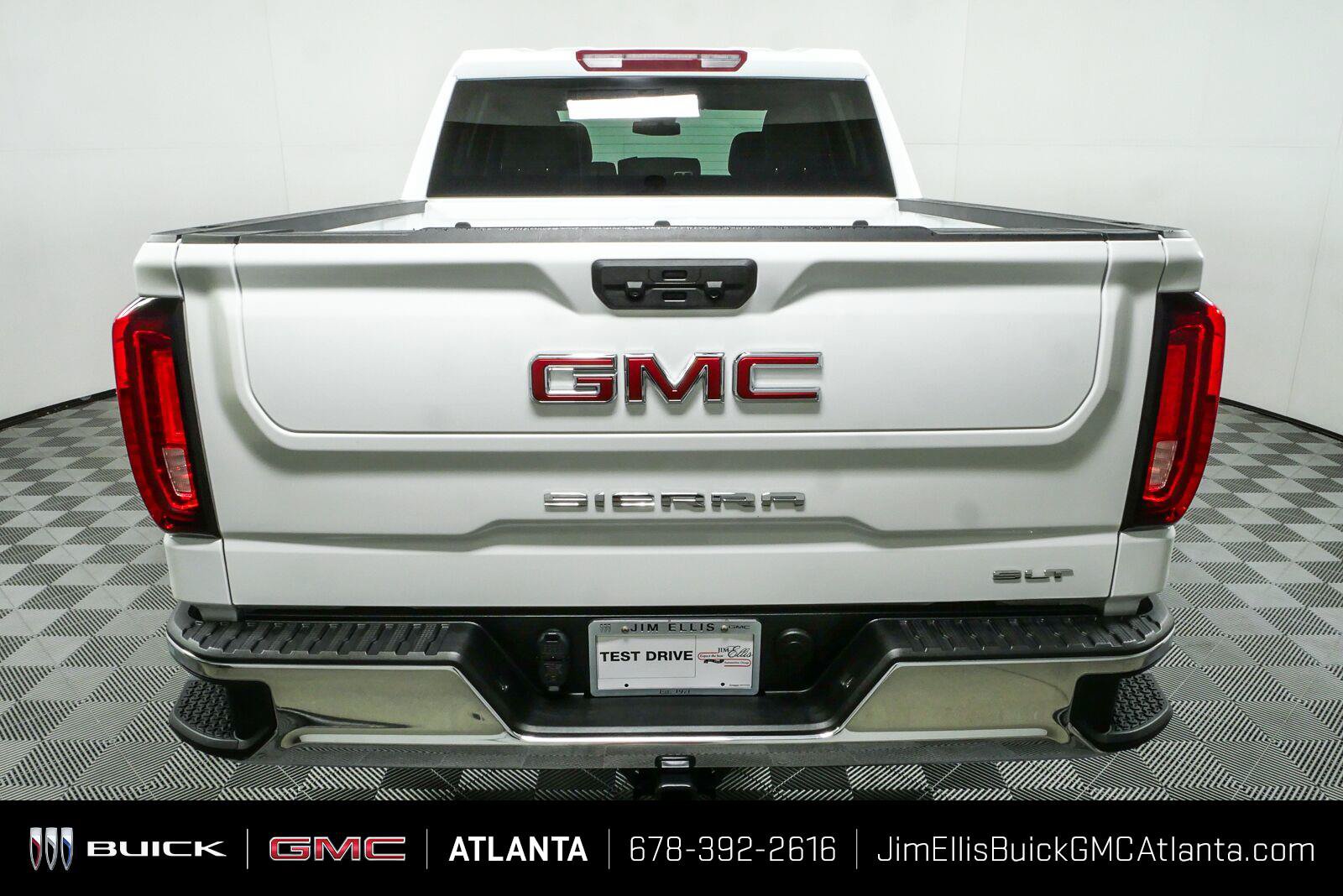 Used 2026 GMC Sierra 1500 SLT AWD/4WD image 26