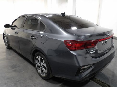 Used 2021 Kia Forte LXS FWD image 6