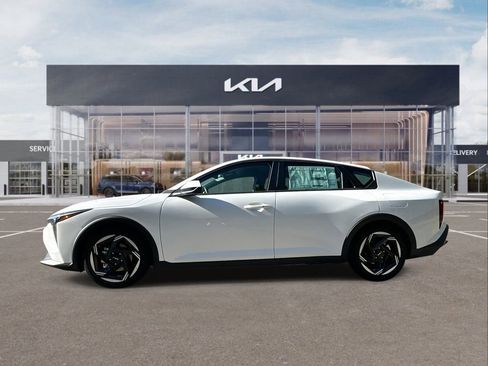 New 2025 Kia K4 EX image 5