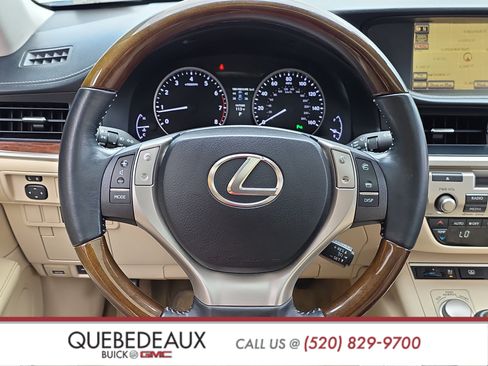 Used 2014 Lexus ES 350 w/ Luxury Package FWD image 13