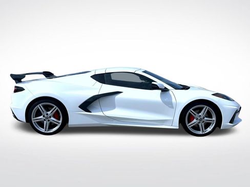 Used 2026 Chevrolet Corvette Stingray Coupe w/ 1LT RWD image 5