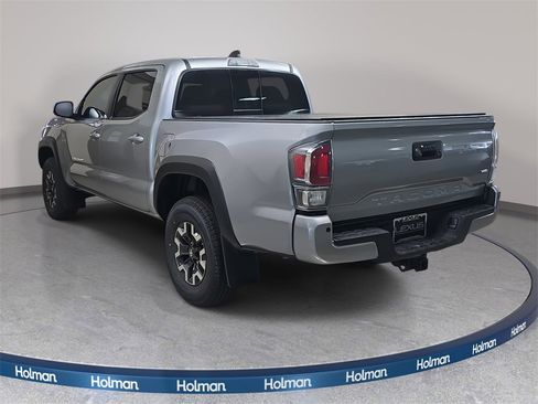 Used 2020 Toyota Tacoma TRD Off-Road image 8