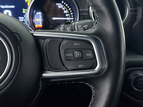 Used 2023 Jeep Wrangler Unlimited Sahara w/ Cold Weather Group image 35