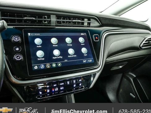Used 2023 Chevrolet Bolt LT w/ Infotainment Package FWD image 13