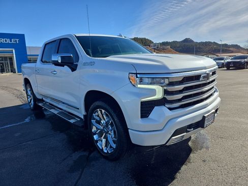 Certified 2025 Chevrolet Silverado 1500 High Country w/ High Country Premium Package image 11