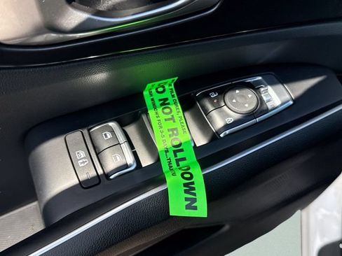 New 2026 Kia Sorento S FWD image 18