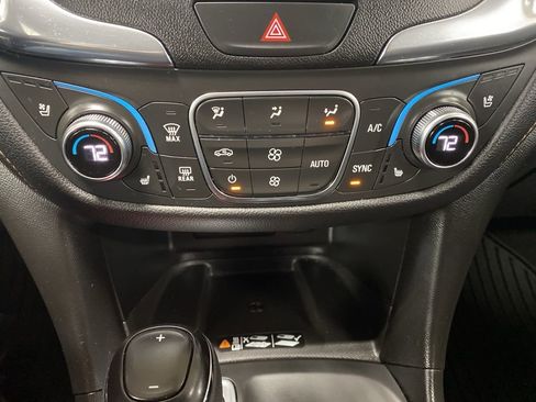 Used 2020 Chevrolet Equinox Premier image 43