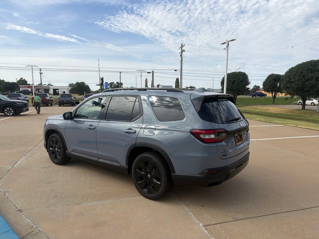 New 2026 Honda Pilot Black Edition image 8