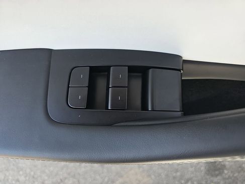 Used 2024 Tesla Model 3 Long Range RWD image 33