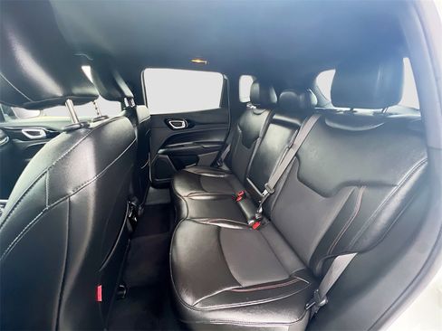 Used 2024 Jeep Compass Trailhawk image 22