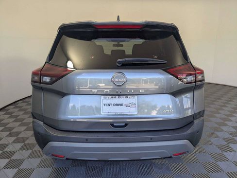 Used 2023 Nissan Rogue S AWD/4WD image 6