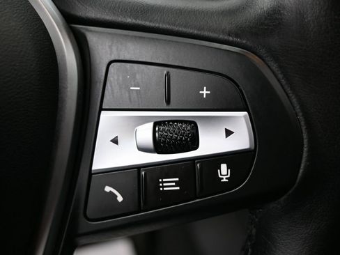 Used 2024 BMW 330i xDrive Sedan w/ Convenience Package image 18