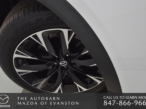 Certified 2024 MAZDA CX-90 Plug-In Hybrid w/ Premium Pkg image 34