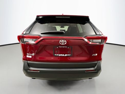 Used 2025 Toyota RAV4 XLE w/ Convenience Package FWD image 6