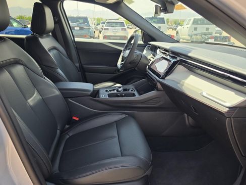 New 2026 Jeep Cherokee Limited AWD/4WD image 28
