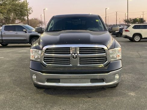 Used 2015 RAM 1500 Classic SLT w/ SLT Plus D￩cor Group image 2