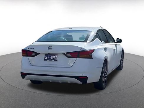 Used 2025 Nissan Altima 2.5 SV image 14