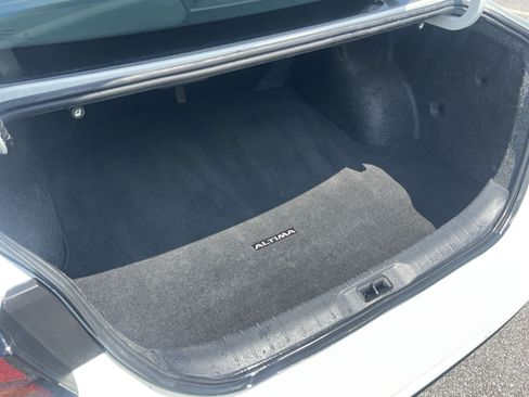 Certified 2024 Nissan Altima 2.5 SR FWD image 21